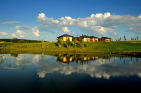Отель Black Bridge Hotel Apartment  Прага